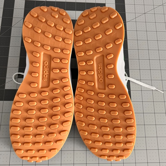 Adidas Run '70s Running Shoe NWOT - Picture 13 of 15